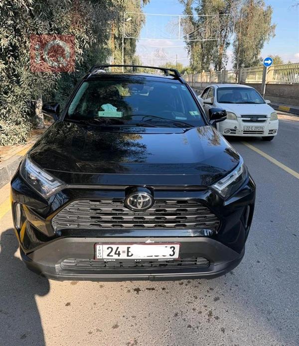 تويوتا راف 4 2023 للبيع في العراق - دهوك